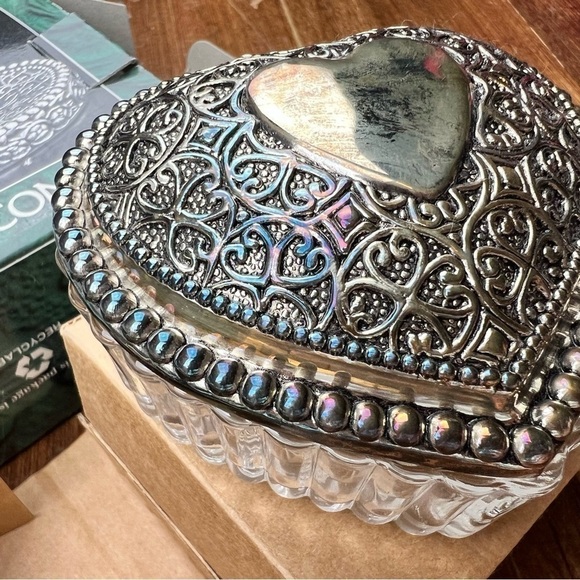 Silverplated Jewelry Box & Ring Holder Heart Shaped NIB International Silver Co. - Picture 3 of 13